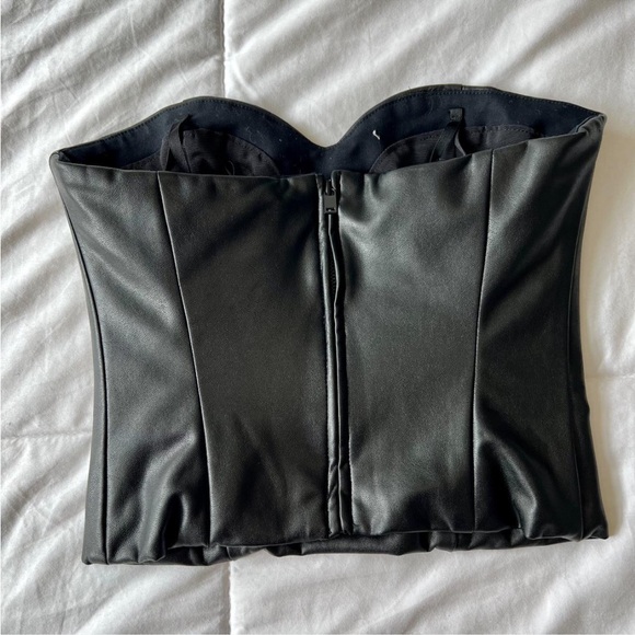 Aritzia Talula Vegan leather bustier - Picture 2 of 3